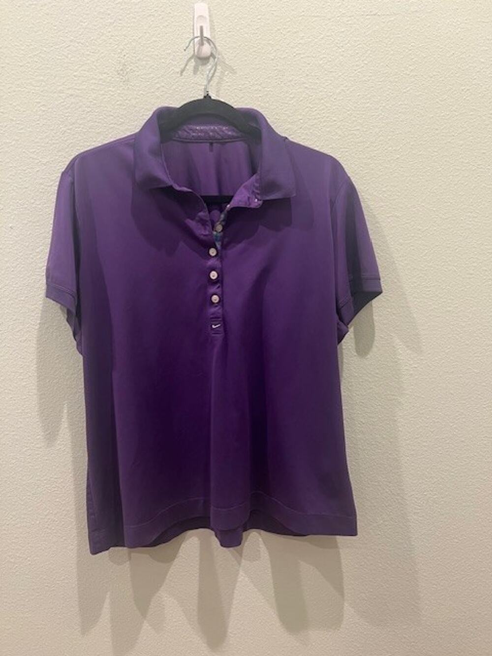 Nike Golf Women's Size XL Polo Shirt Dri-Fit Purple Collar Short Sleeve